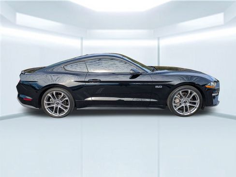 Used 2019 Ford Mustang GT Premium image 7
