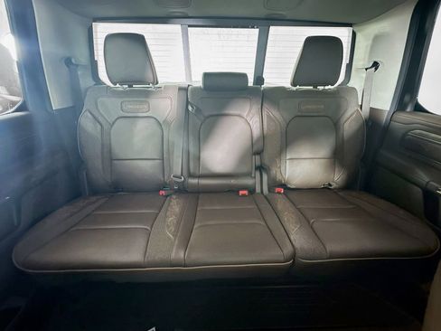 New 2025 RAM 1500 Limited image 11