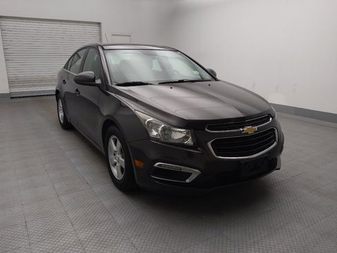 Used 2015 Chevrolet Cruze LT FWD image 14