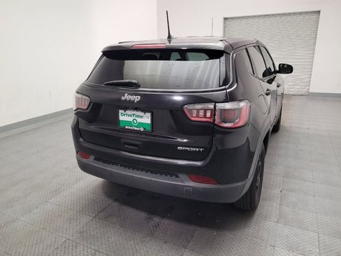 Used 2019 Jeep Compass Sport FWD image 7