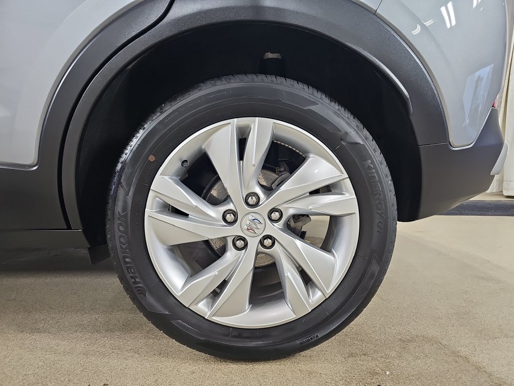 Used 2024 Buick Encore GX Preferred FWD image 38