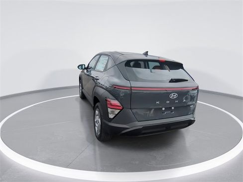 New 2026 Hyundai Kona SE image 6
