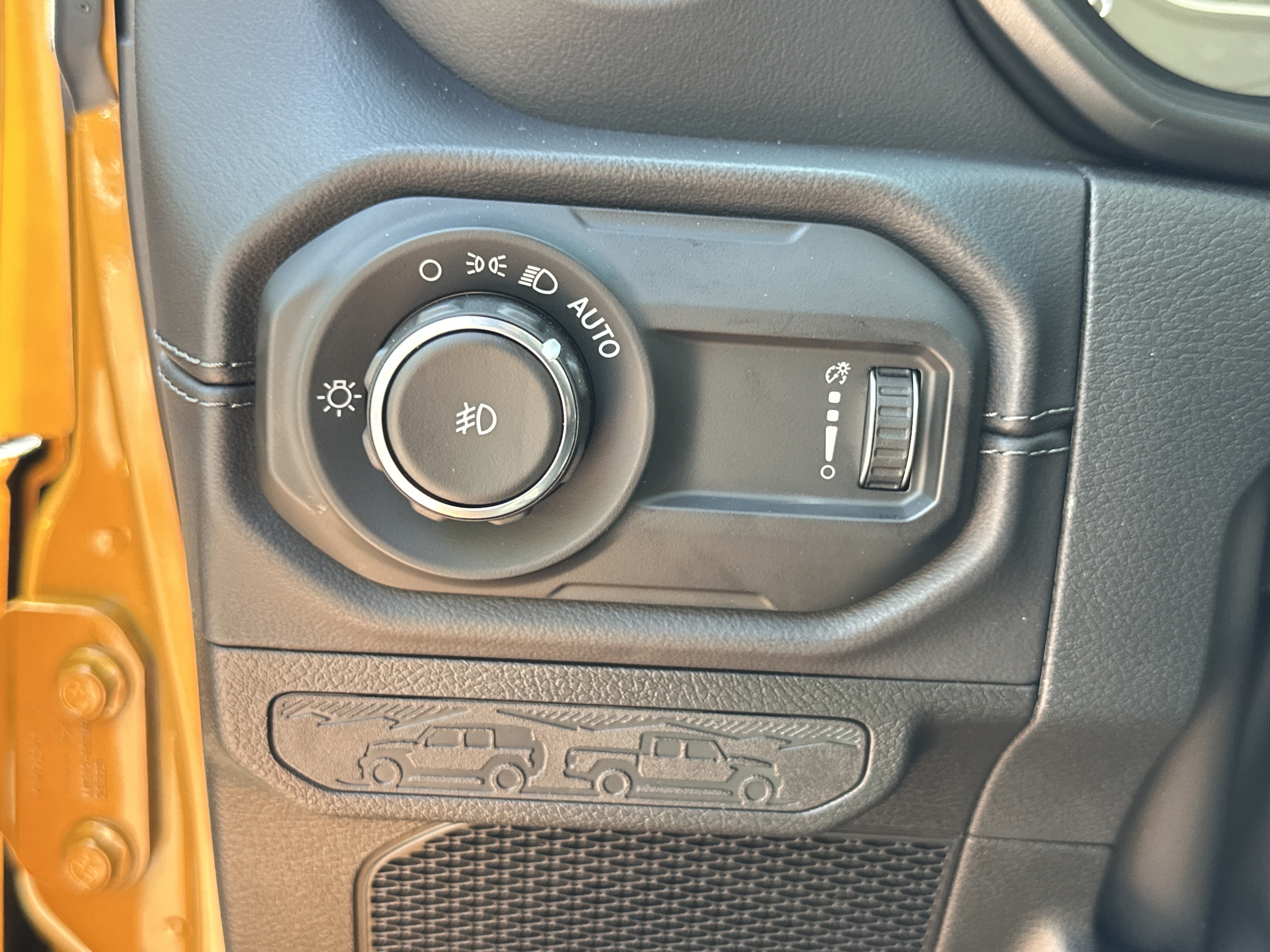 New 2026 Jeep Wrangler Unlimited Sahara AWD/4WD image 11