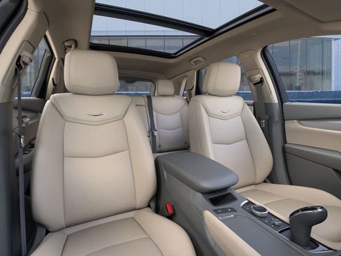 New 2026 Cadillac XT5 Premium Luxury image 16