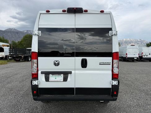 Used 2023 RAM ProMaster 2500 FWD image 4