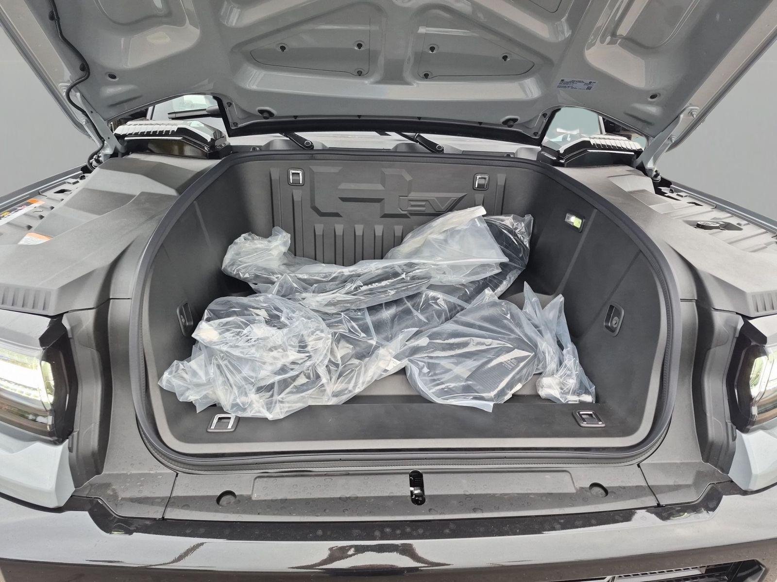 New 2026 GMC Hummer EV 4x4 Crew Cab image 29