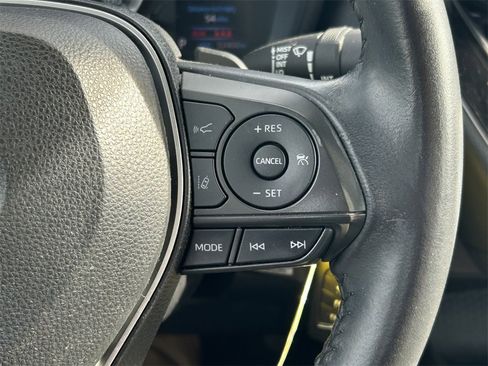 Used 2022 Toyota Corolla SE image 32