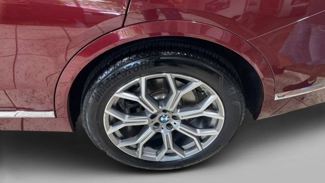 Used 2024 BMW X7 xDrive40i AWD/4WD image 5