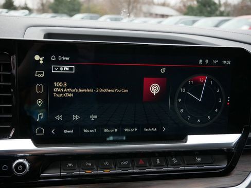 Used 2022 GMC Sierra 1500 SLT w/ SLT Premium Plus Package image 32