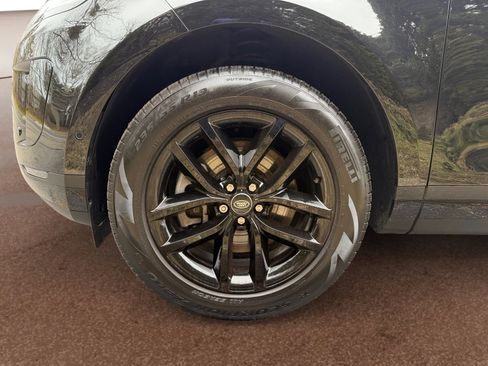 Certified 2025 Land Rover Range Rover Evoque S image 9