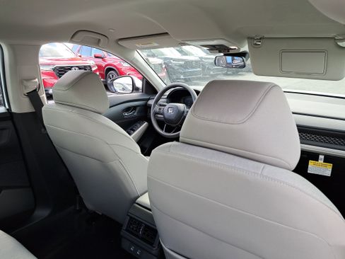 New 2025 Honda Accord LX image 17