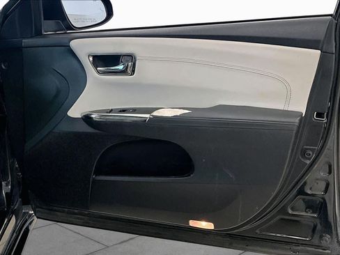 Used 2016 Toyota Avalon Touring FWD image 21