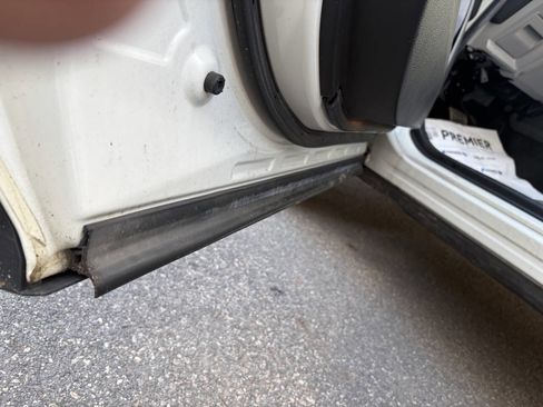 Used 2014 Subaru Forester 2.5i Premium w/ All-Weather Package image 15