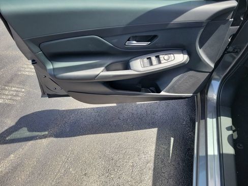 New 2026 Nissan Sentra SV w/ SV Convenience Package FWD image 24