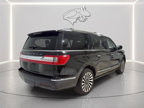 Used 2019 Lincoln Navigator L Reserve AWD/4WD image 5