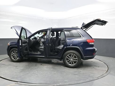 Used 2018 Jeep Grand Cherokee Limited AWD/4WD image 44