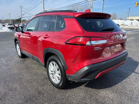 Certified 2023 Toyota Corolla Cross LE w/ Moonroof Package image 5