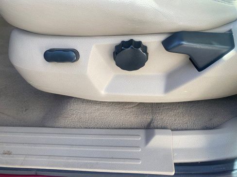 Used 2006 Ford Expedition Eddie Bauer image 33