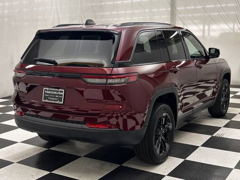 New 2026 Jeep Grand Cherokee Limited w/ Limited Altitude Package AWD/4WD image 7
