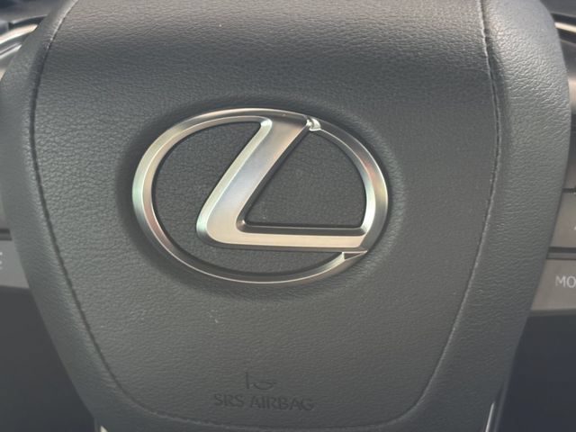 Used 2025 Lexus GX 550 AWD/4WD image 13