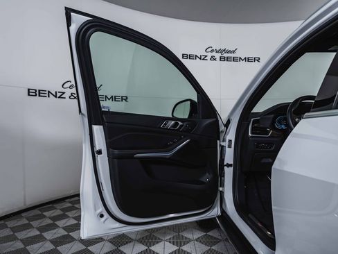 Used 2023 BMW X5 xDrive45e w/ Parking Assistance Package image 14