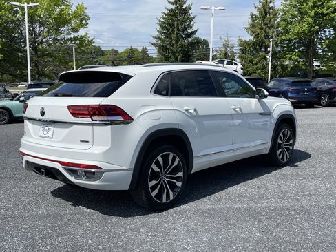 Used 2020 Volkswagen Atlas Cross Sport SEL R-Line AWD/4WD image 5