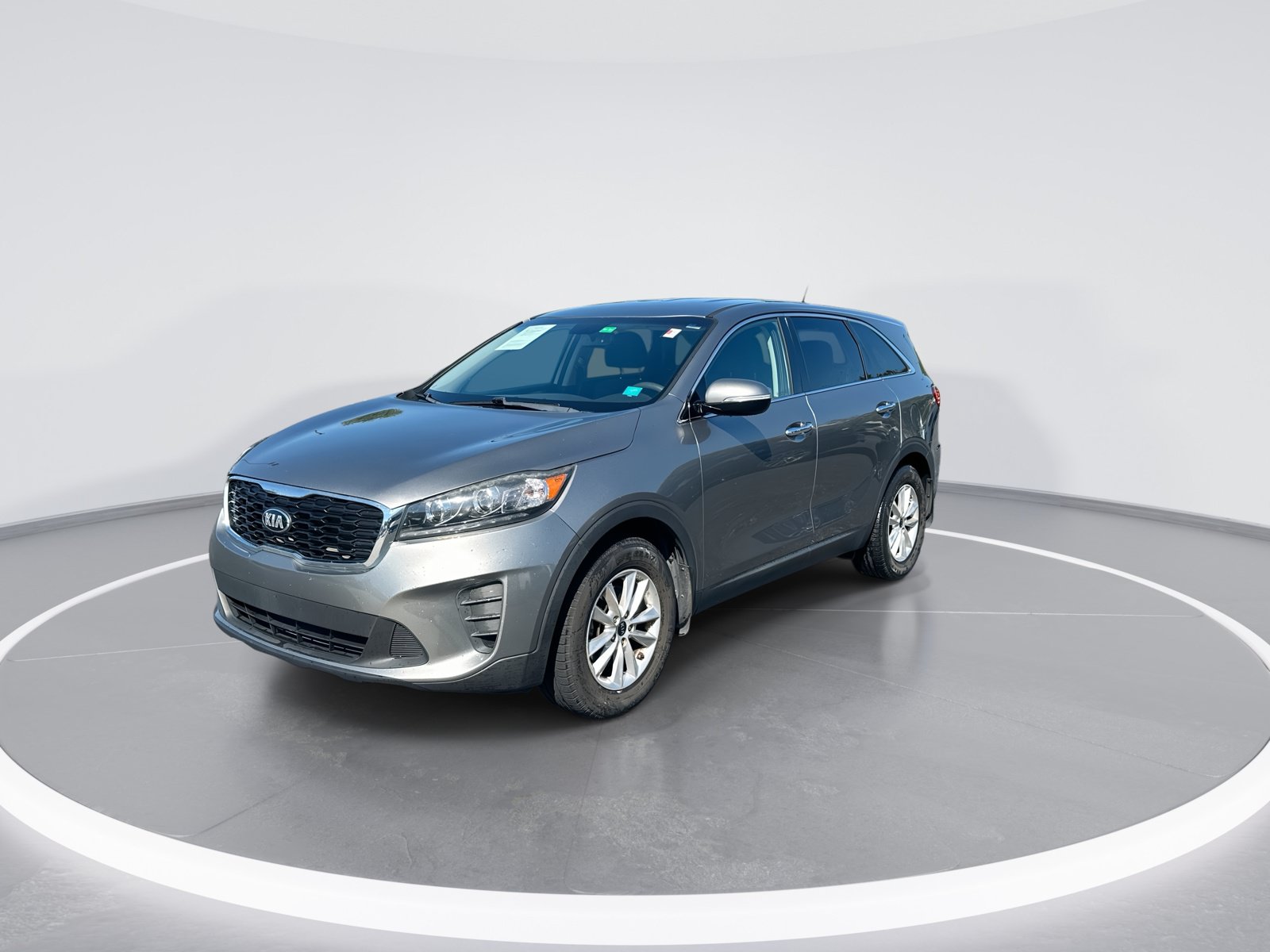 Used 2019 Kia Sorento FWD image 5