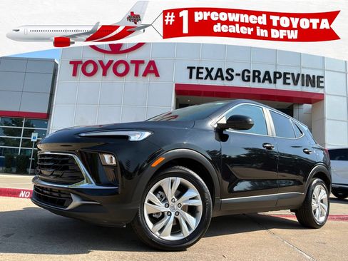 Used 2025 Buick Encore GX Preferred FWD image 1