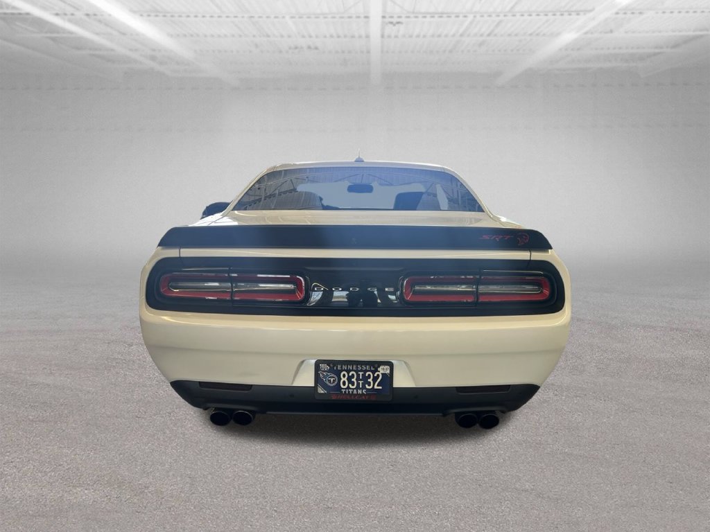 Used 2016 Dodge Challenger SRT Hellcat RWD image 8