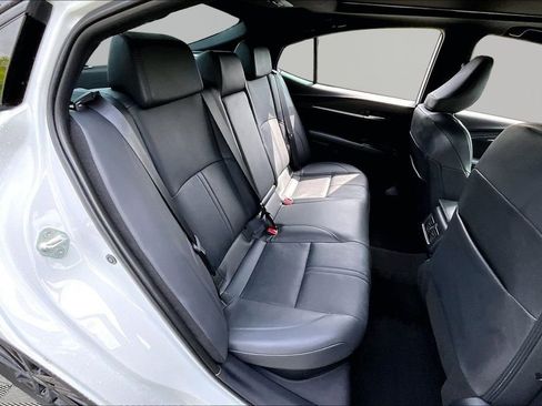 Used 2025 Toyota Camry XSE FWD image 20