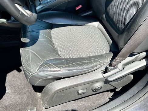 Used 2015 Dodge Journey Crossroad w/ Flexible Seating Group FWD image 23
