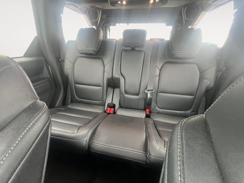 Certified 2025 Ford Bronco Big Bend w/ Black Diamond Package AWD/4WD image 13