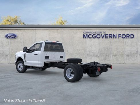 New 2026 Ford F350 4x4 Regular Cab DRW Super Duty image 5