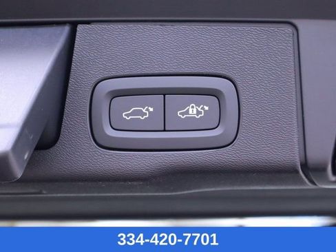 New 2025 Volvo XC60 T8 Core w/ Protection Package Premier AWD/4WD image 28