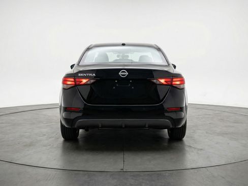 Used 2025 Nissan Sentra S image 7