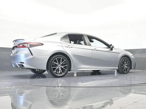 Used 2022 Toyota Camry SE image 57