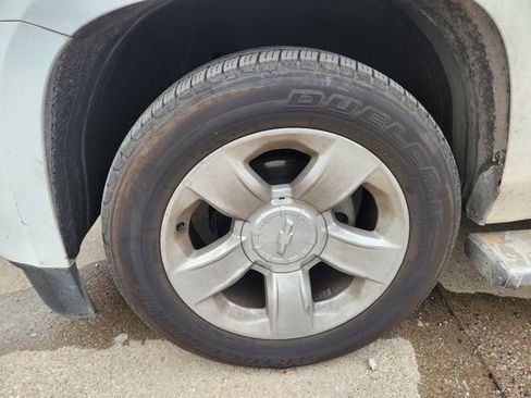 Used 2017 Chevrolet Tahoe LT w/ LT Signature Package image 9