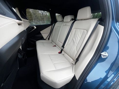 Certified 2025 BMW X3 xDrive30i w/ Convenience Package image 17