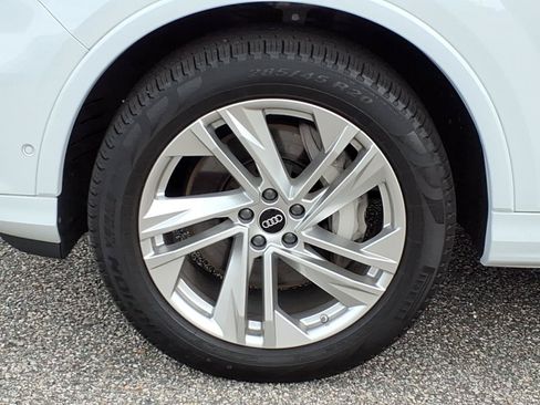 Used 2023 Audi Q7 3.0T Premium Plus w/ Premium Plus Package AWD/4WD image 4