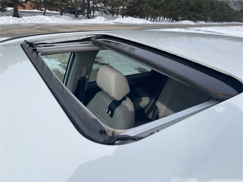 Used 2023 Honda CR-V EX-L image 16