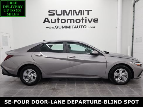 Used 2024 Hyundai Elantra SE image 1
