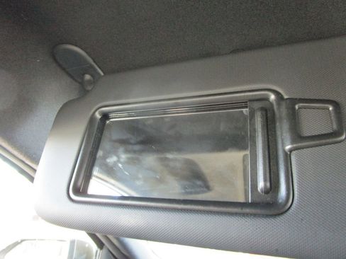 Used 2025 Hyundai Elantra Limited image 43