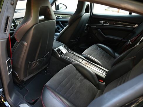 Used 2015 Porsche Panamera GTS AWD/4WD image 31