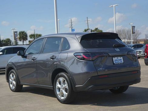 Certified 2024 Honda HR-V LX image 4