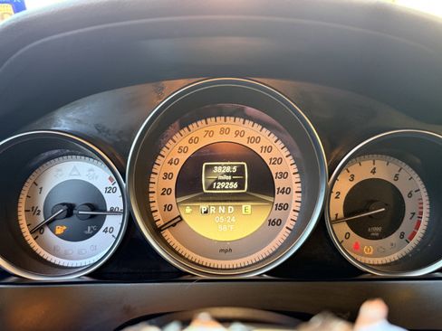 Used 2012 Mercedes-Benz C 250 Coupe image 22