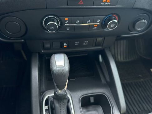 Used 2023 Nissan Frontier S w/ Technology Package image 27