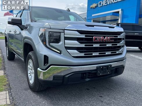 Used 2024 GMC Sierra 1500 SLE AWD/4WD image 1
