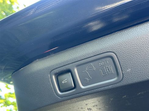 Used 2024 Ford Expedition Max Limited AWD/4WD image 39