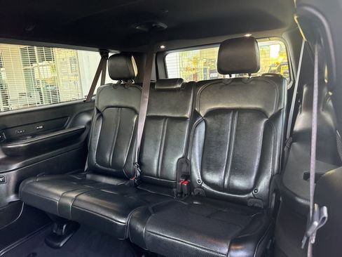 Used 2024 Jeep Wagoneer L Series II w/ Flexible Seating Group AWD/4WD image 20