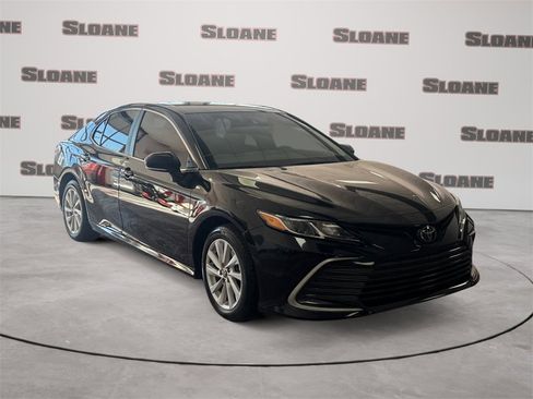 Certified 2023 Toyota Camry LE image 7